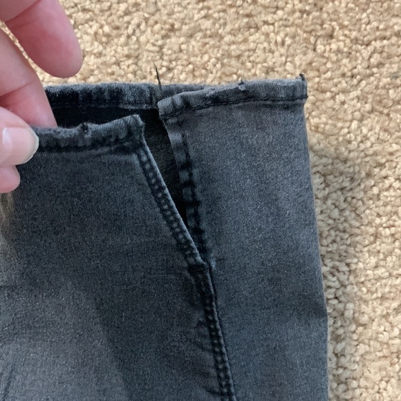 Democracy Freedom Ankle Skimmer jeans good cond 2.75 inch split on ankles - Picture 6 of 10